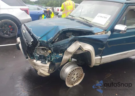 1995 Jeep Cherokee Country z USA, uszkodzony, nr VIN 1J4FJ78S7SL626193